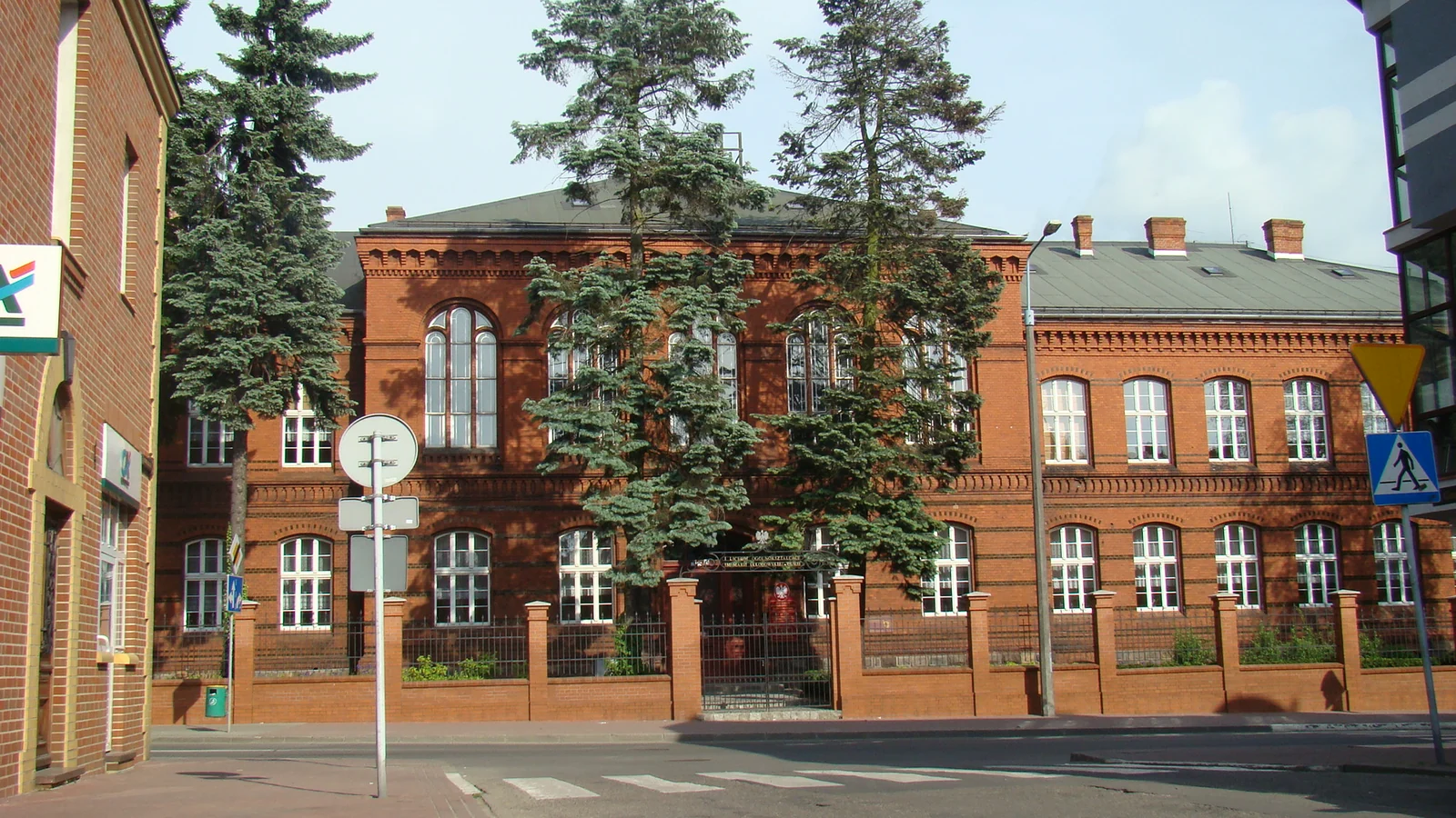 Edukacja w Starogardzie Gdańskim: szkoły, ścieżki i rekrutacja